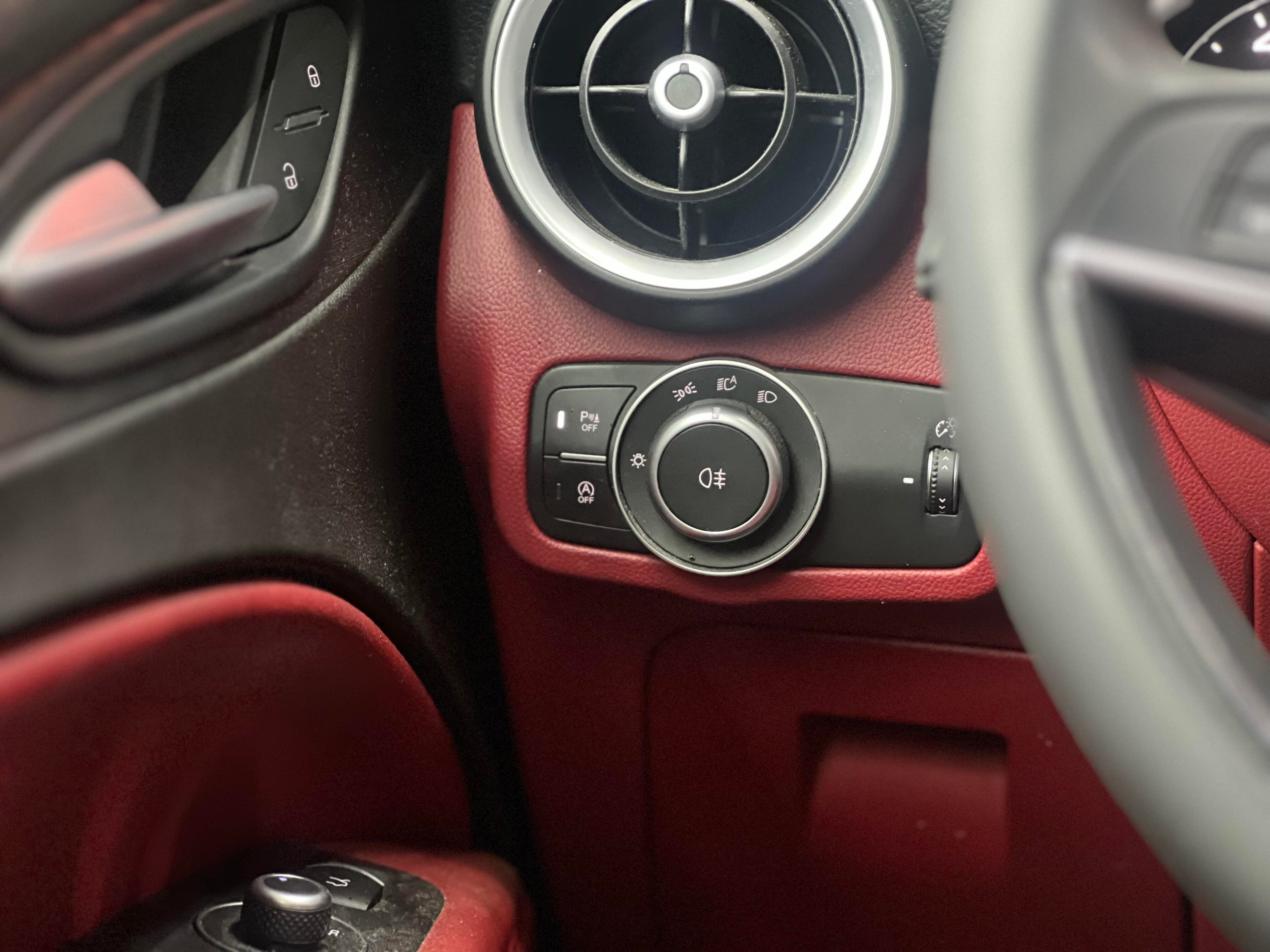 Alfa Romeo Stelvio Q4