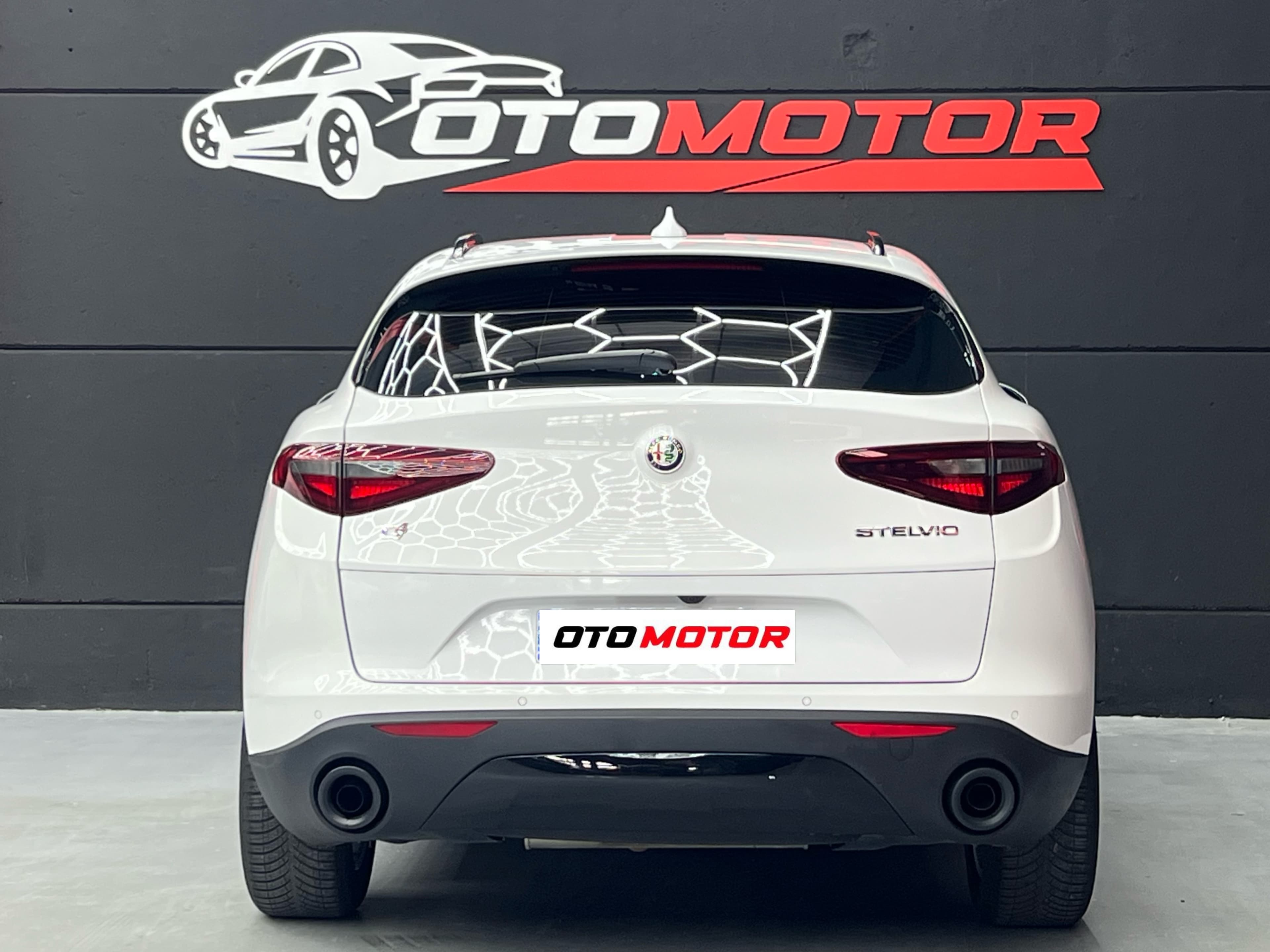 Alfa Romeo Stelvio Q4