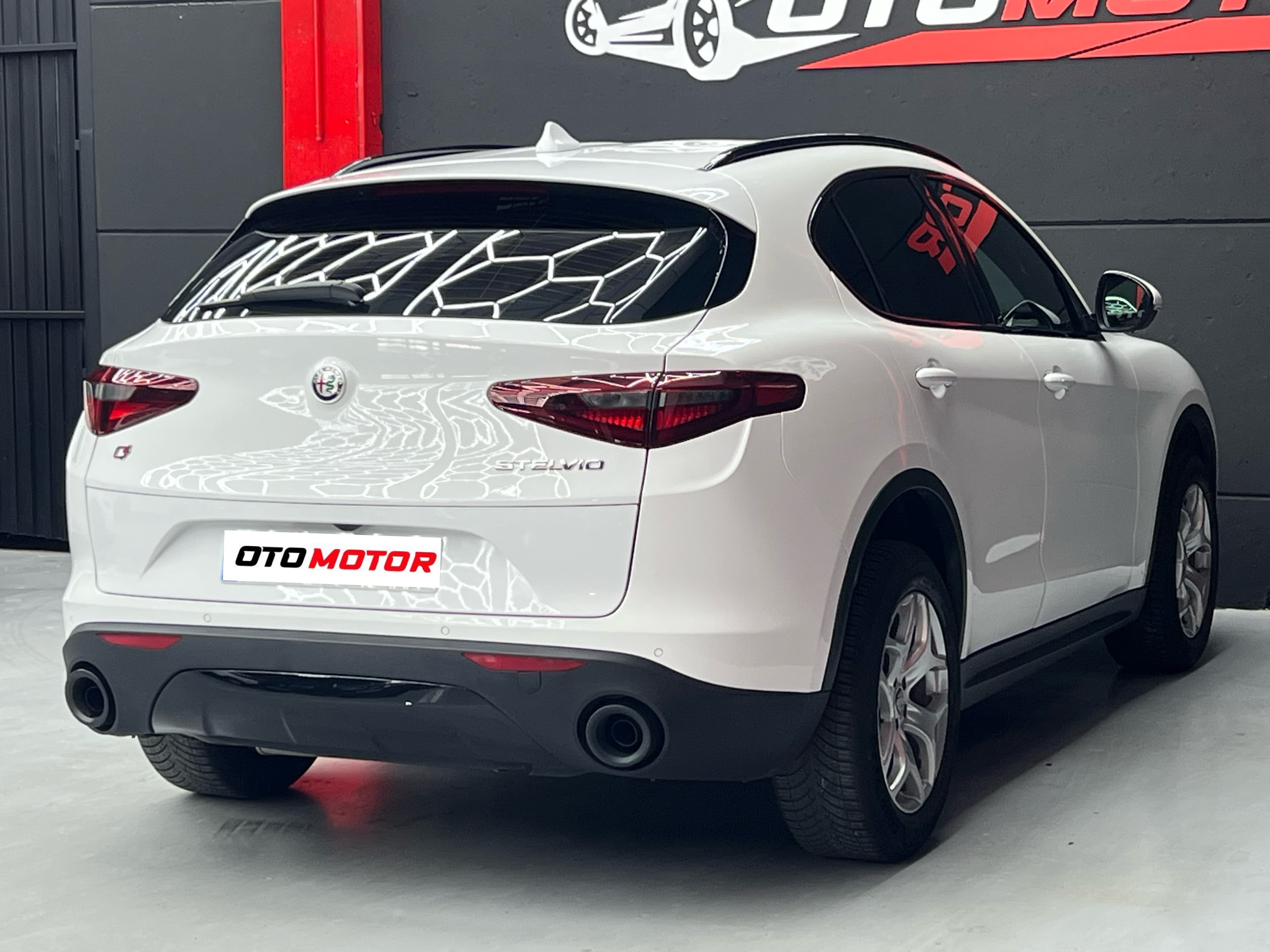 Alfa Romeo Stelvio Q4