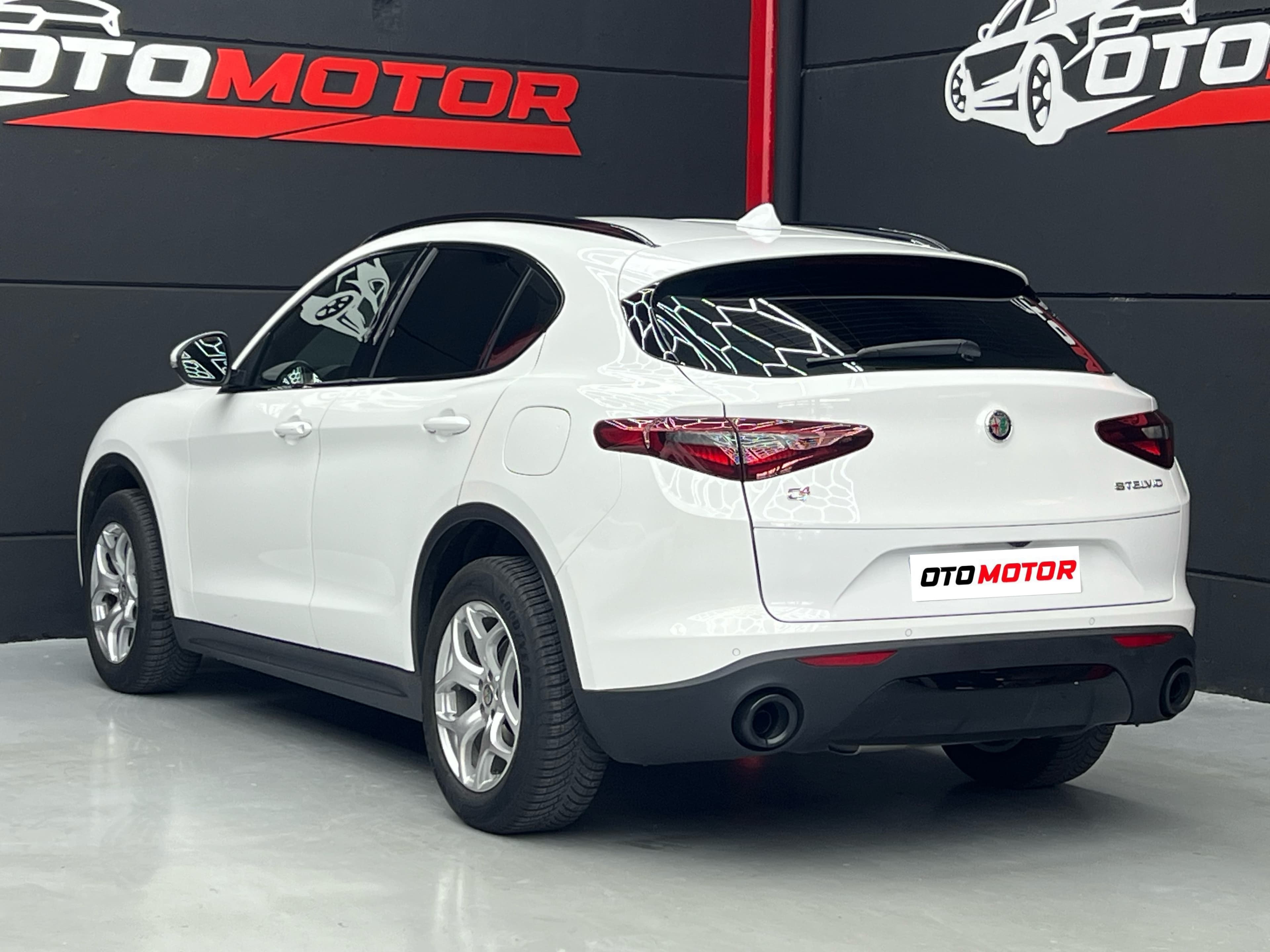 Alfa Romeo Stelvio Q4