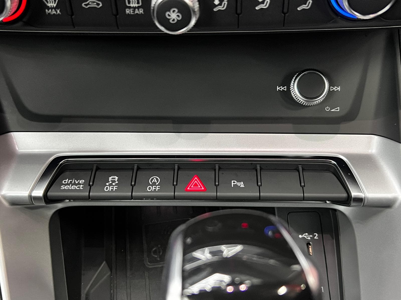 Audi Q3 S line