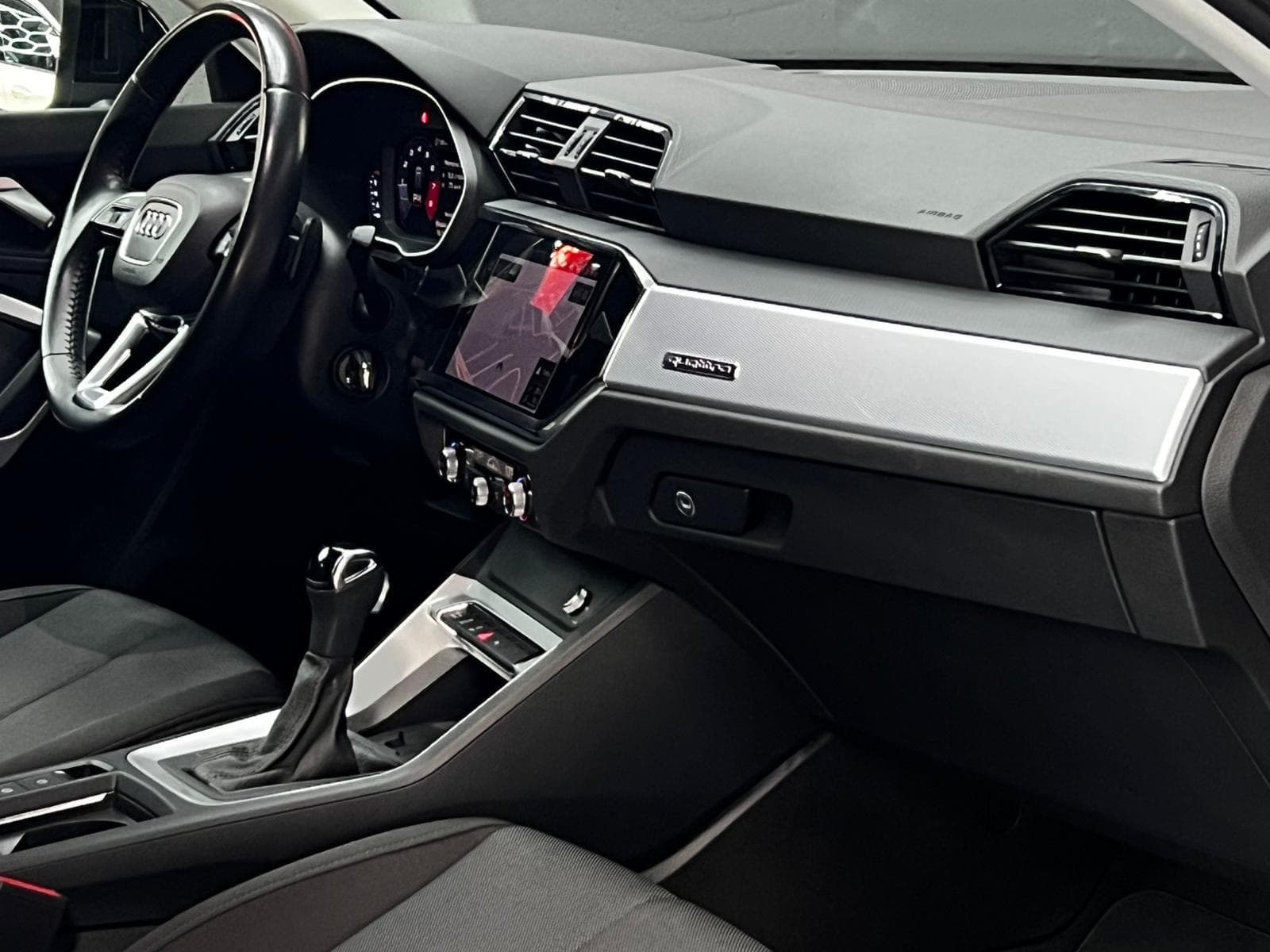 Audi Q3 S line