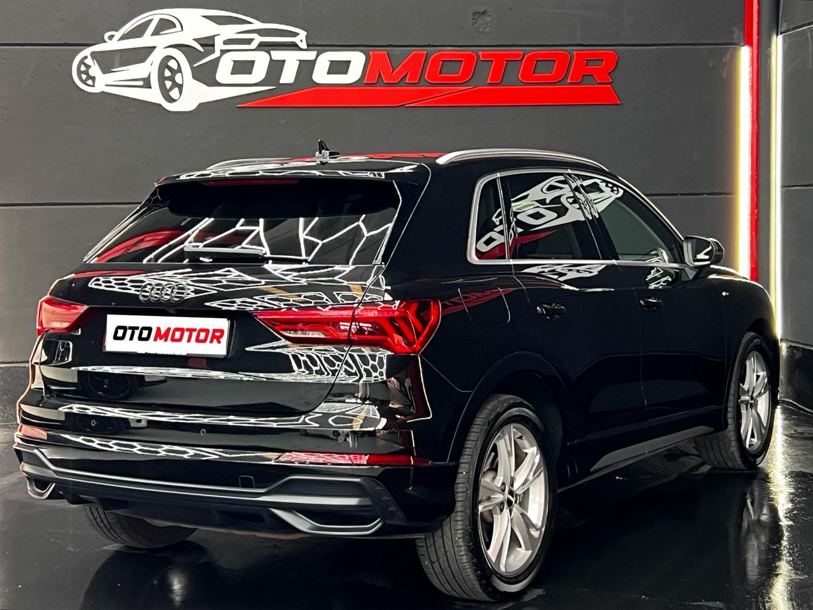 Audi Q3 S line