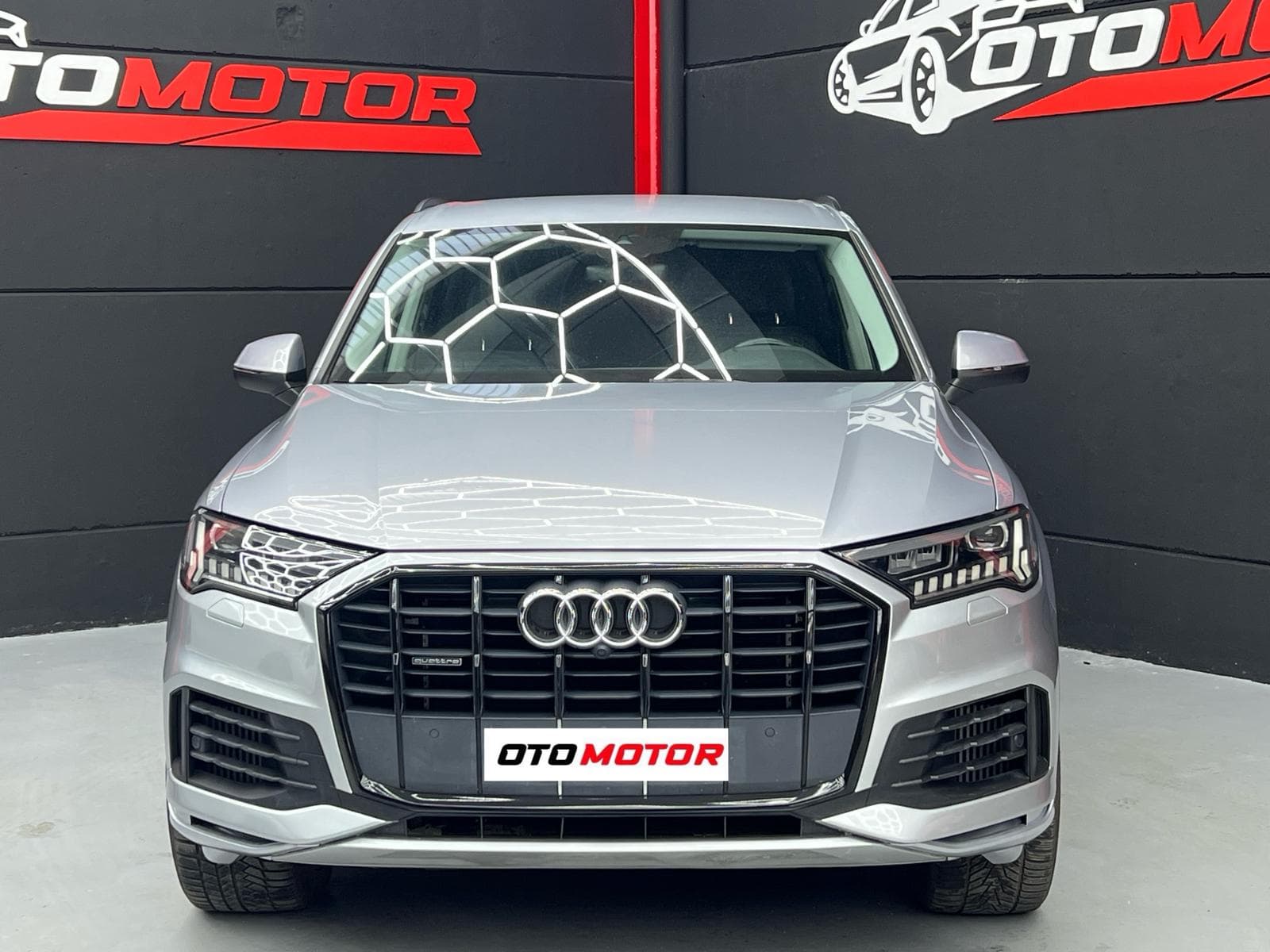 Audi Q7 55 TFSIe quattro