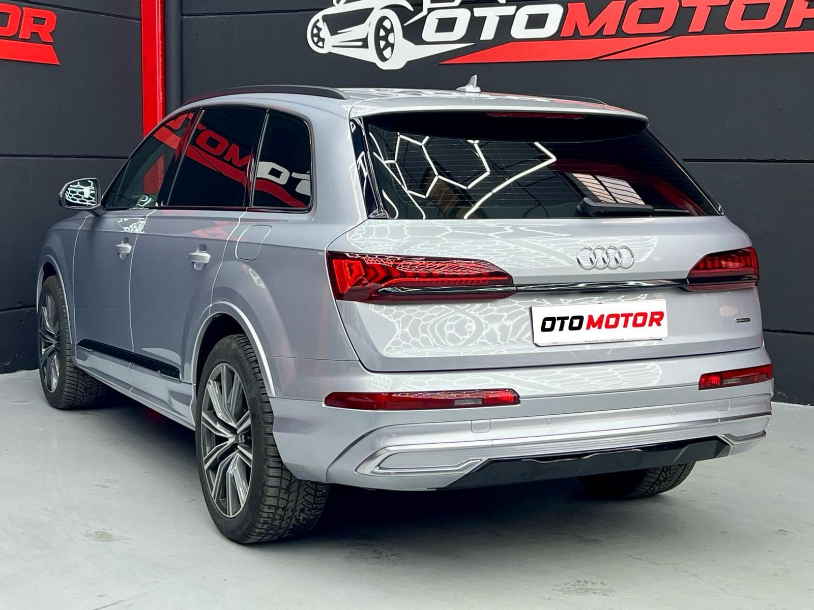 Audi Q7 55 TFSIe quattro