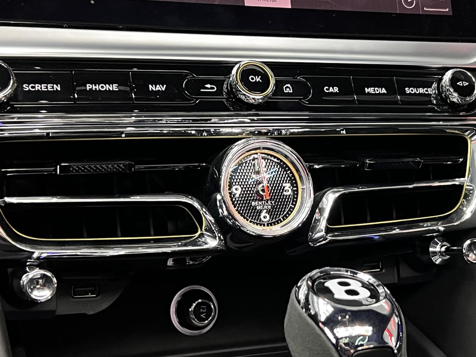 Bentley Flying Spur Hybrid