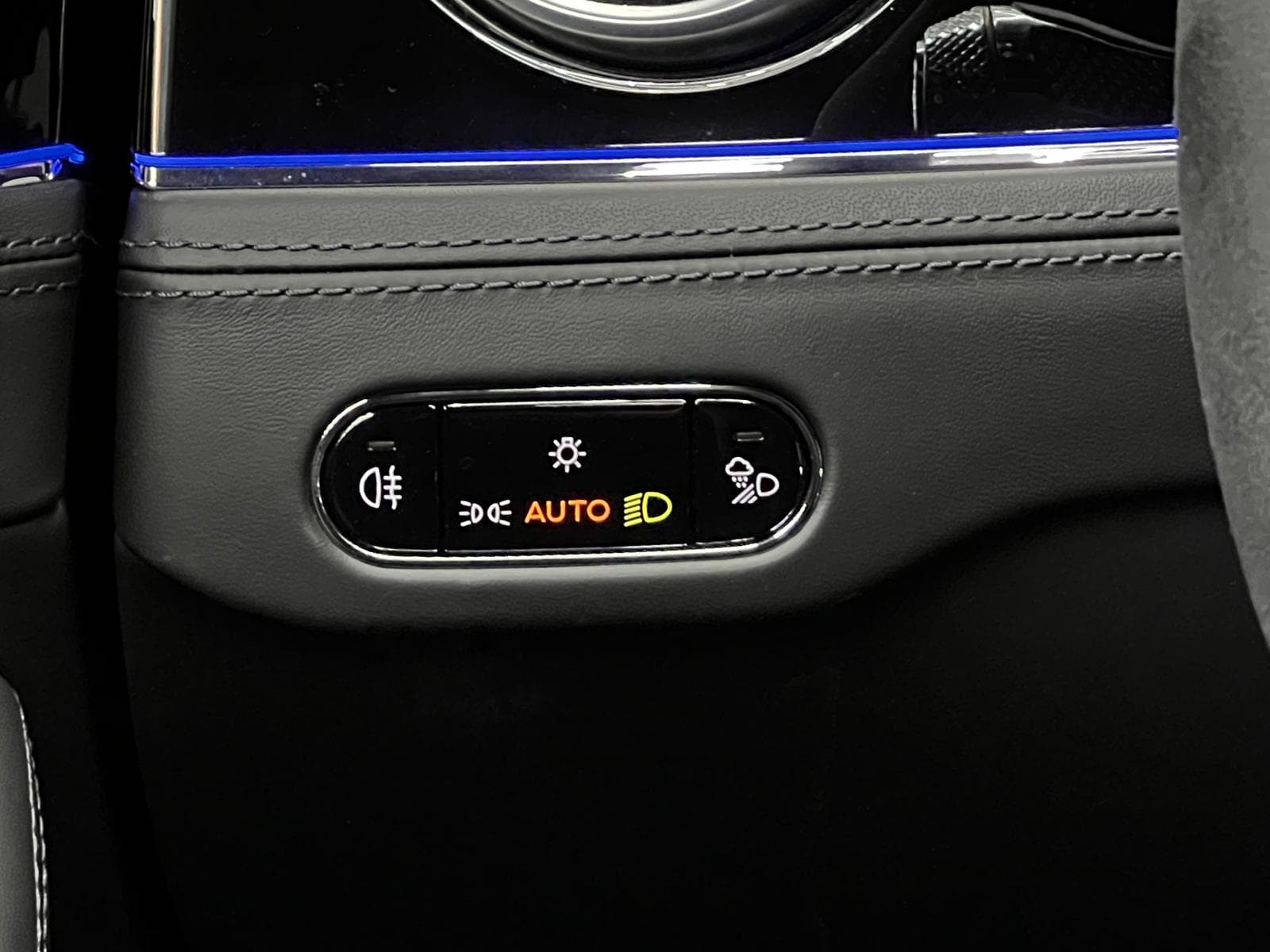 Bentley Flying Spur Hybrid