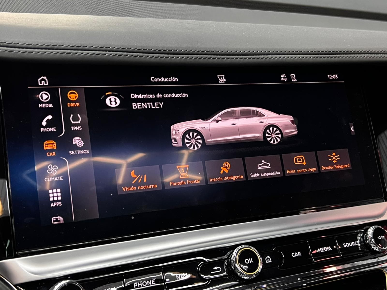 Bentley Flying Spur Hybrid
