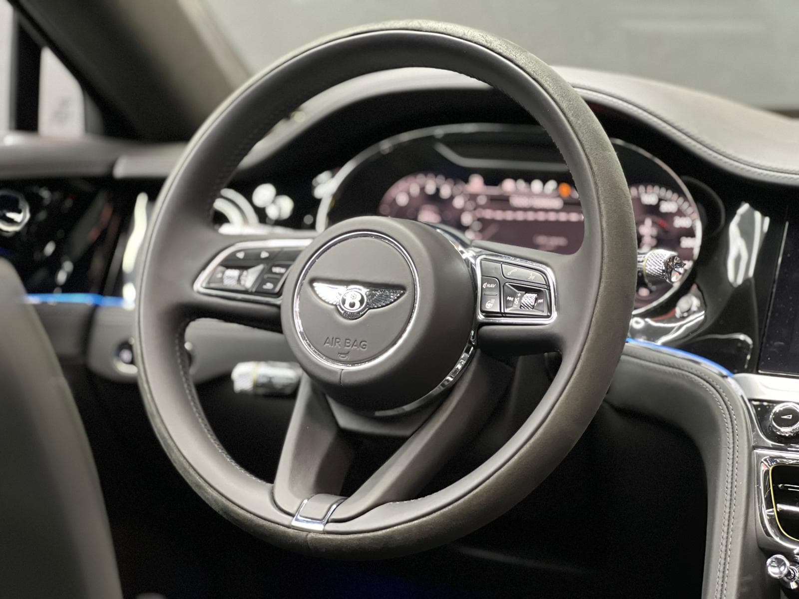 Bentley Flying Spur Hybrid