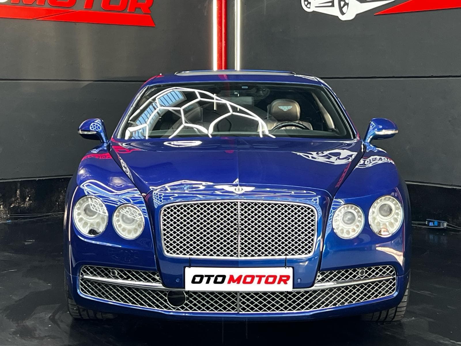 Bentley Flying Spur W12
