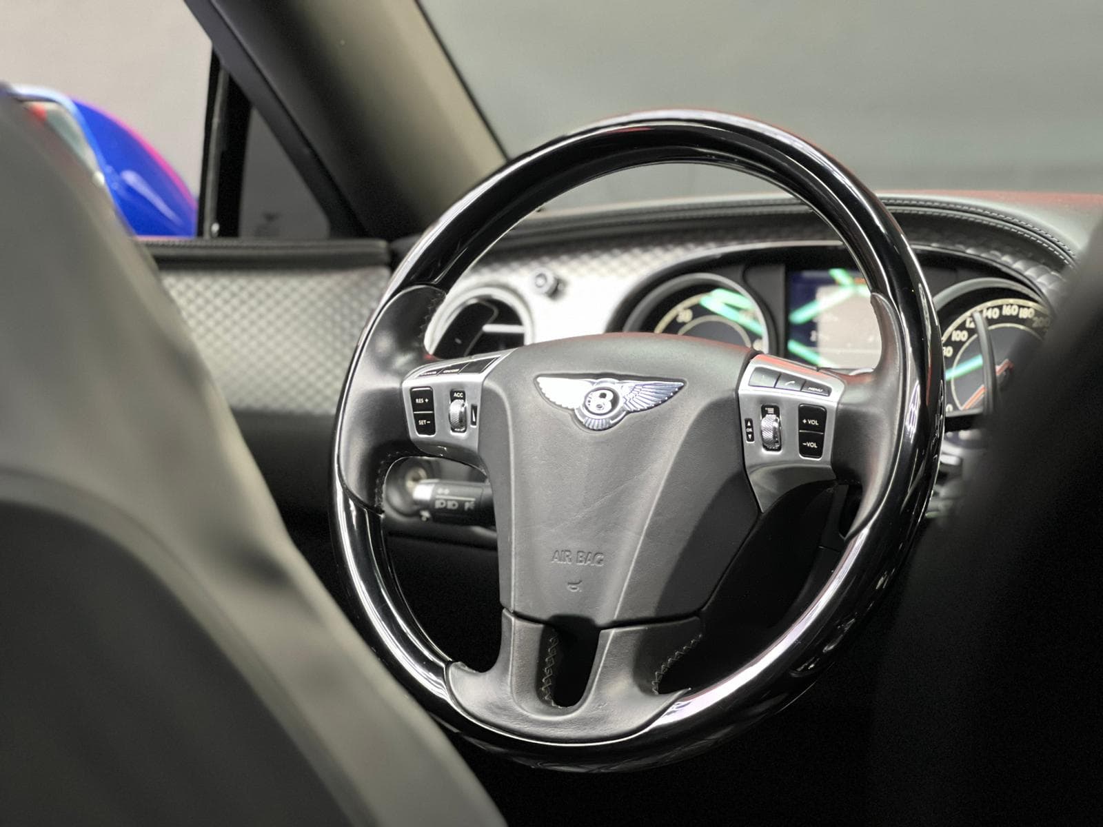 Bentley Flying Spur W12